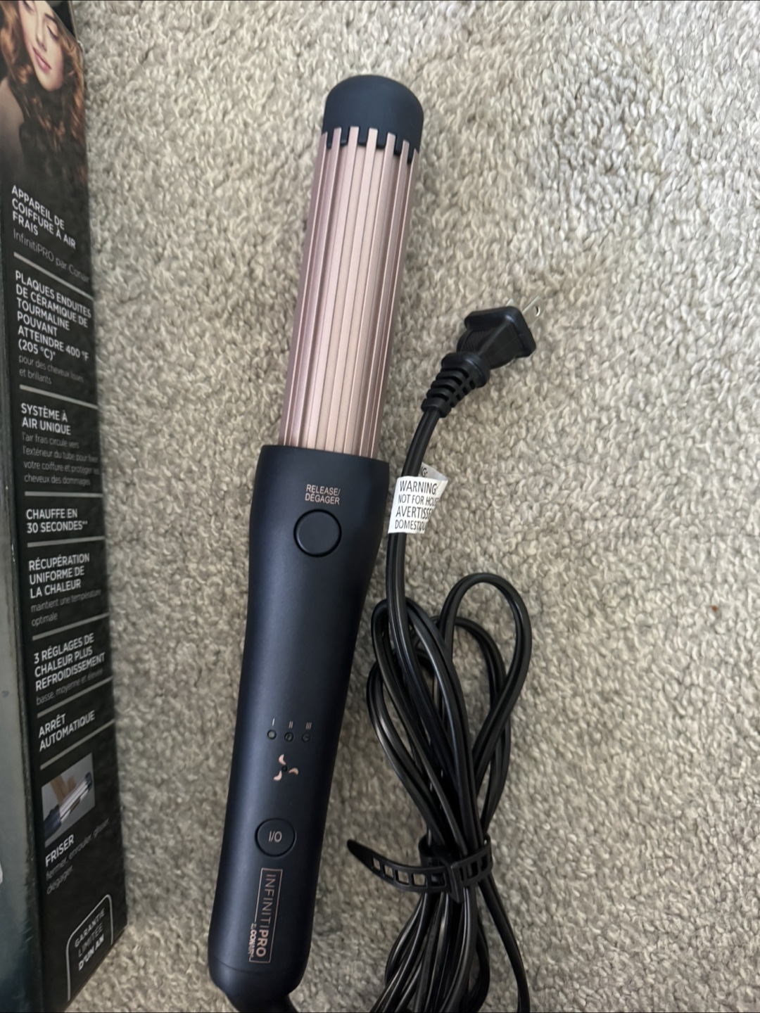 Conair 2-in-1 Cool Air styler - photo 3