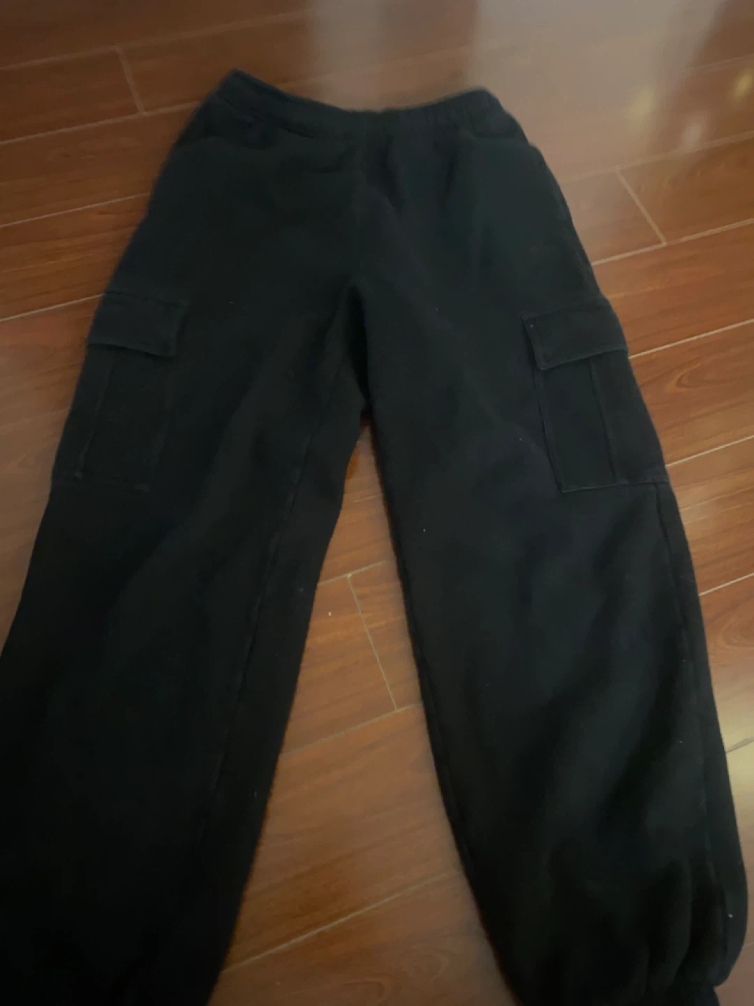 Aritzia mega fit cargos cuffed