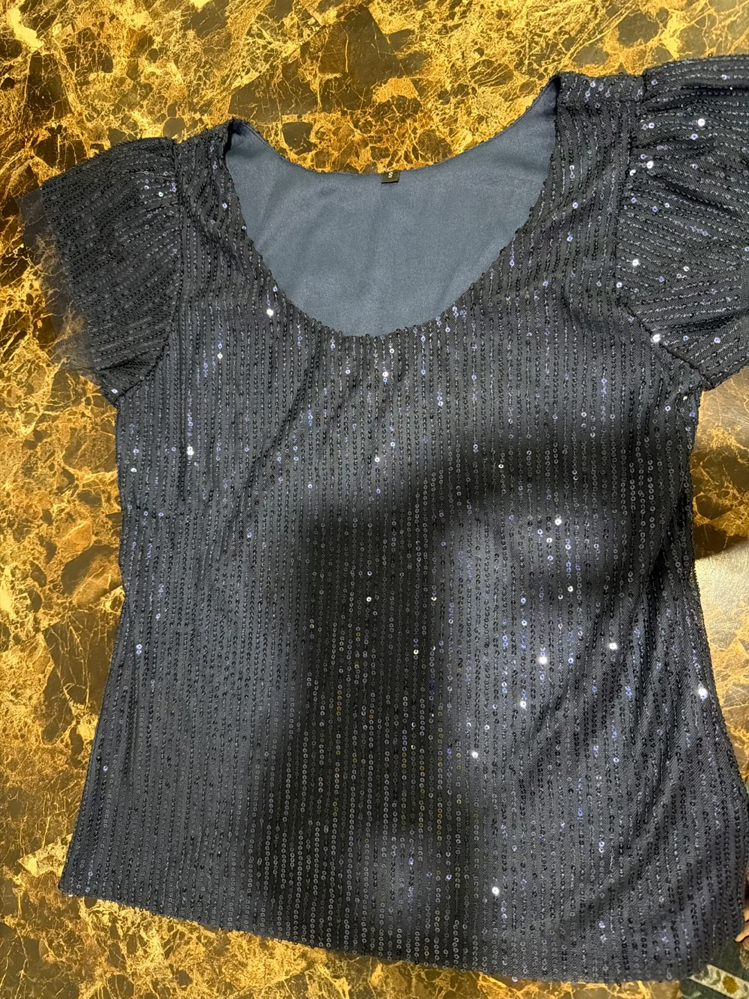 Black Sequin Top - Size S 🥕
