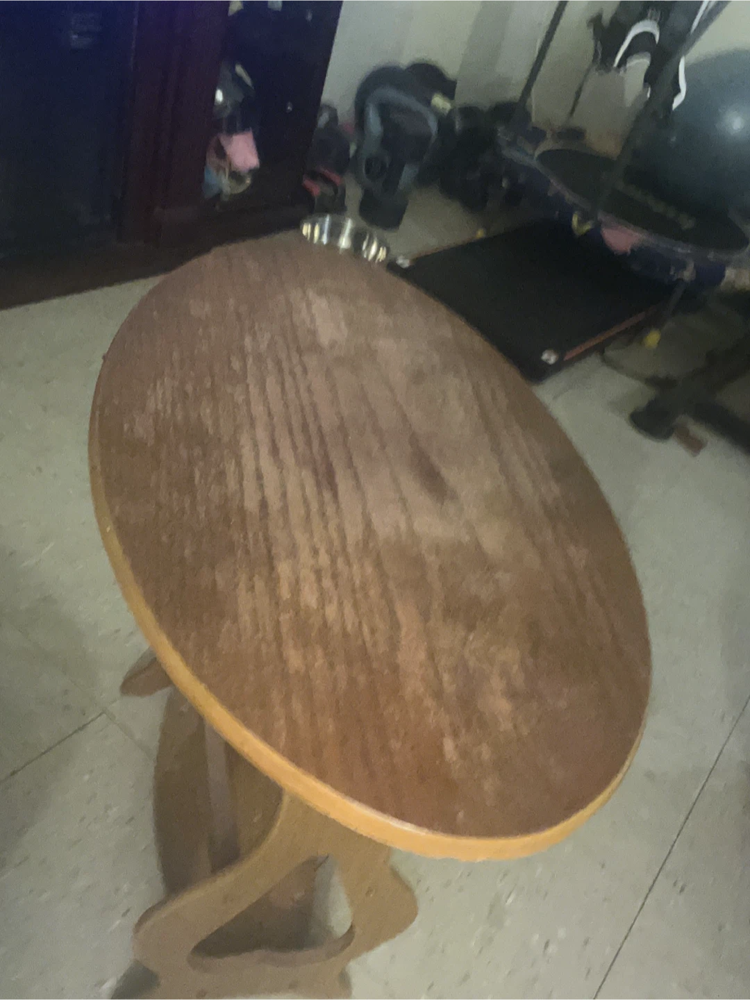 Round Wooden Table - photo 3