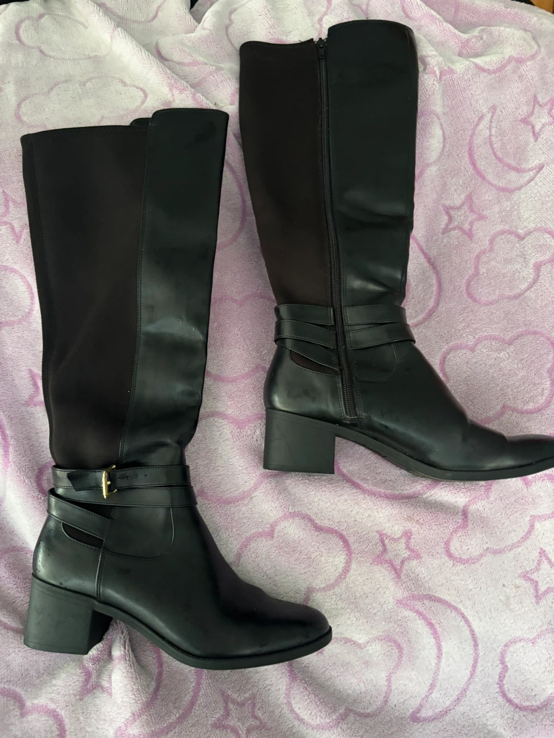 Boots for women