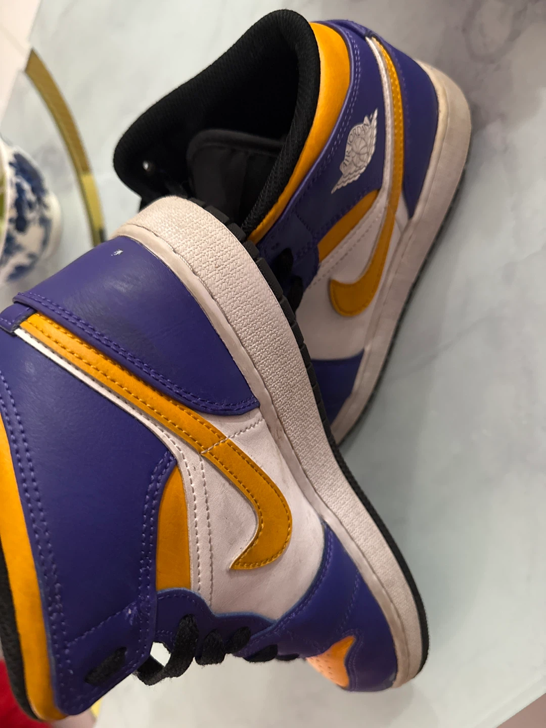 Jordan 1 Low Lakers Youth Size 6Y - photo 2