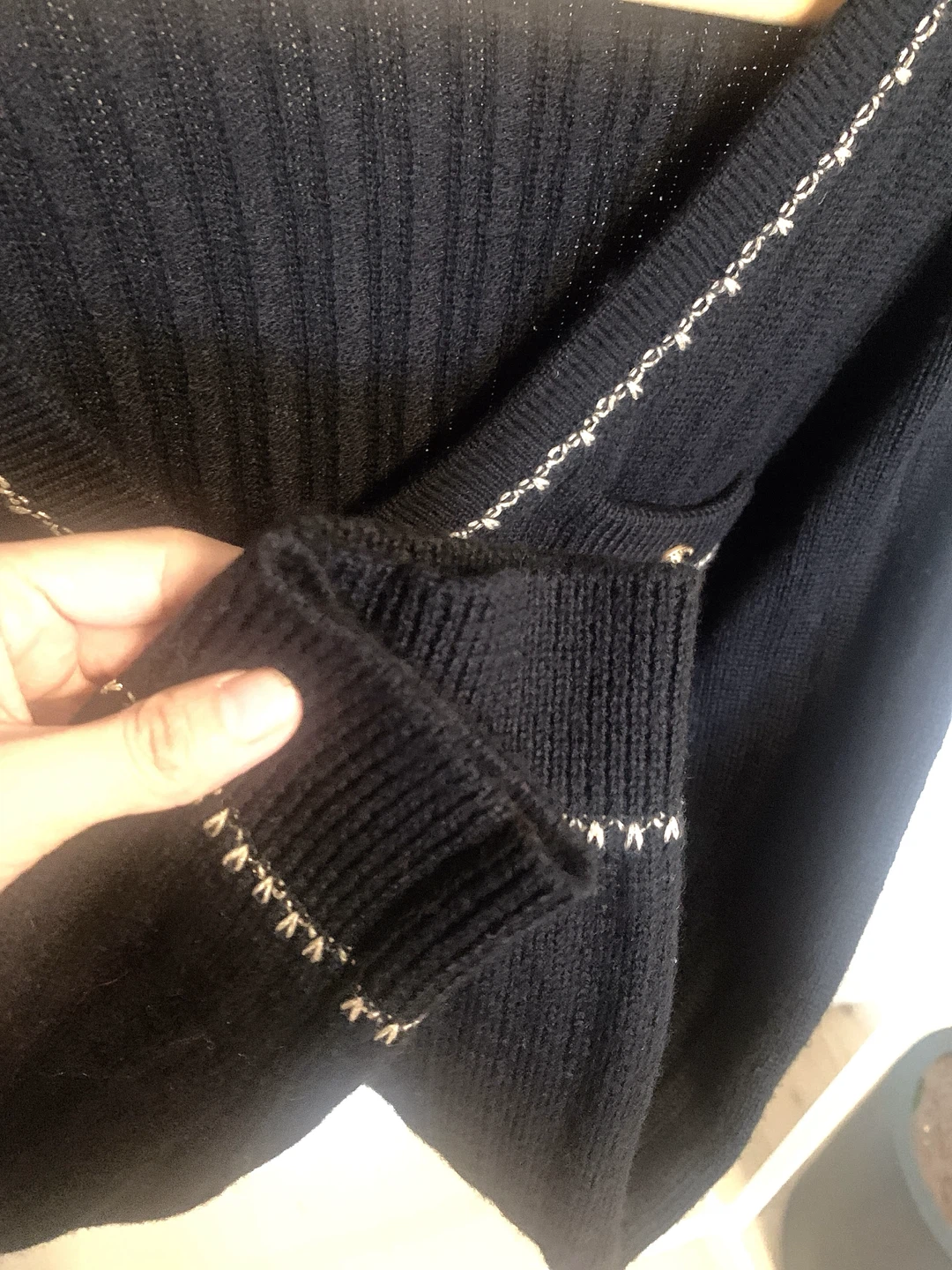 Black Cropped Knit Cardigan with Gold Trim | S–M - photo 5