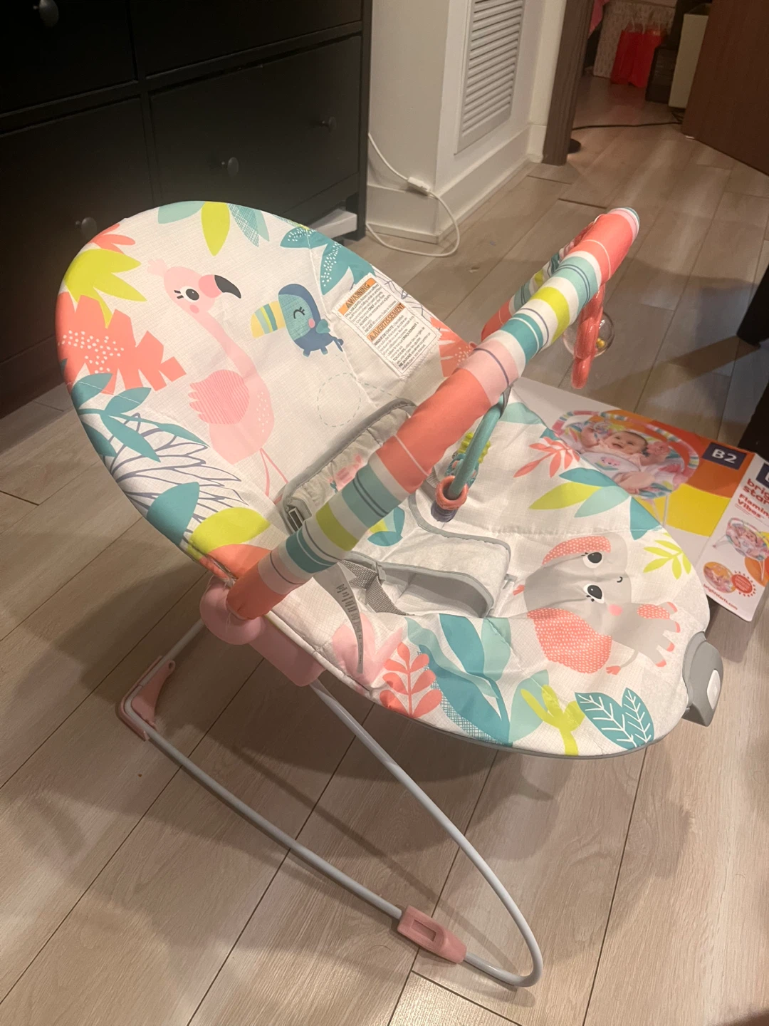 Bright Starts Flamingo Vibes Vibrating Bouncer - photo 2