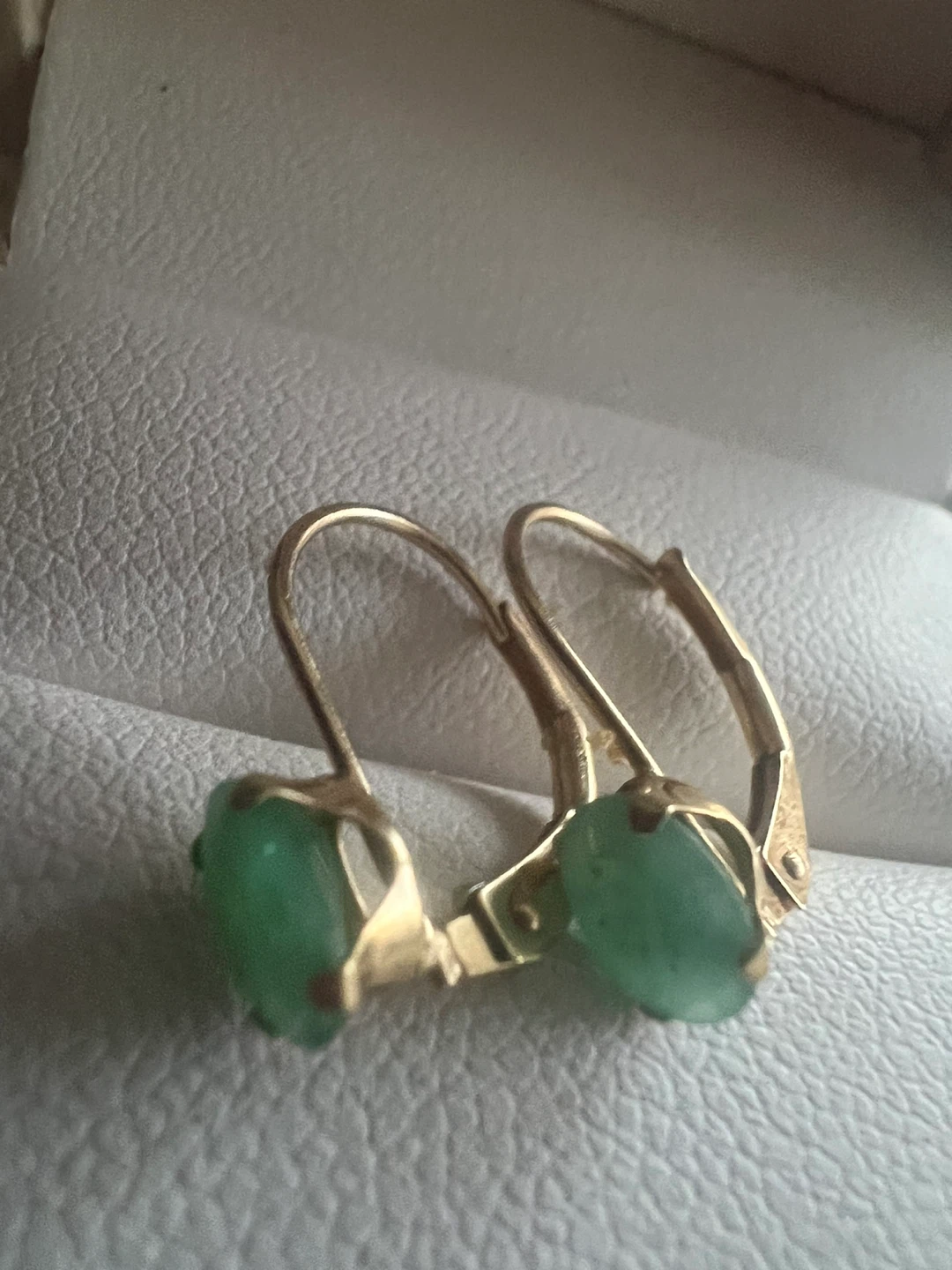 14 k emerald earrings