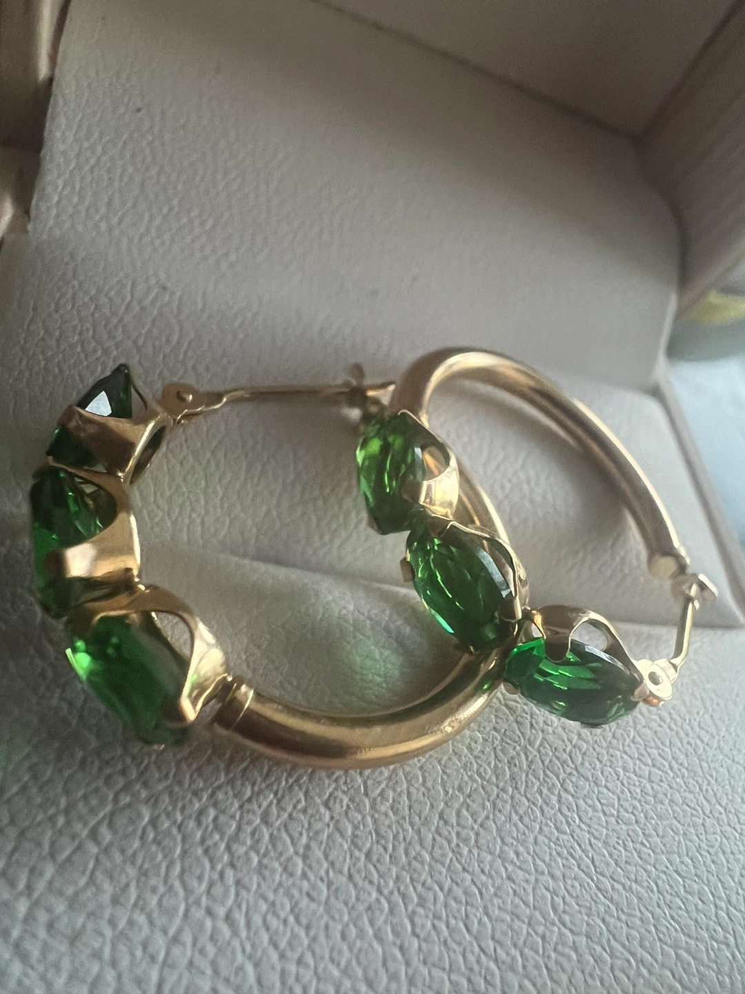 14 k Gold Hoop Earrings with lab emeralds - photo 4