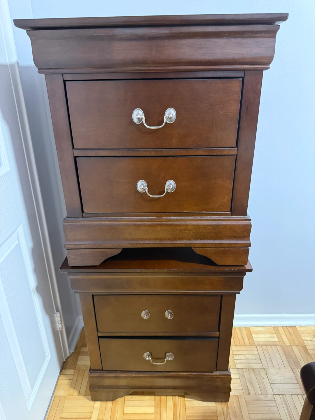 Queen Bedroom Set - photo 2