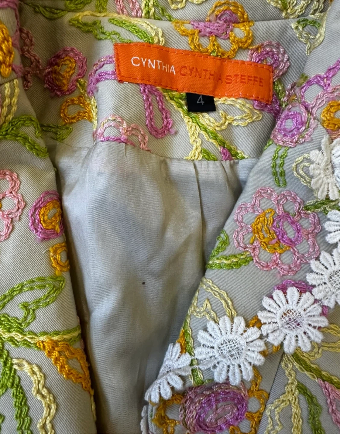 Cynthia Steffe Floral Embroidered Jacket - Size 4 - photo 4
