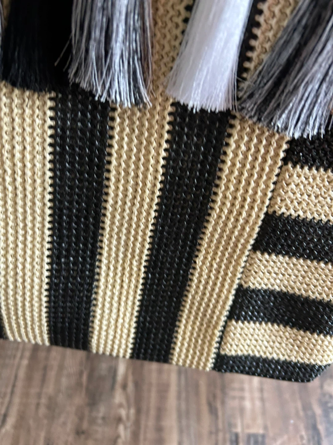 Beach Tote Bag with Tassels - photo 5
