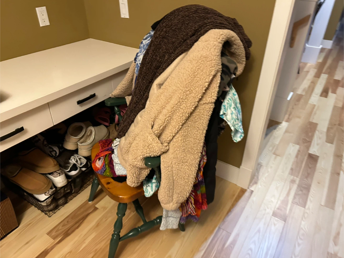Clothing Lot - photo 2