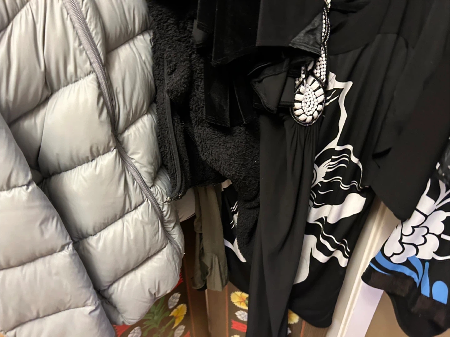 Clothing Lot - photo 4