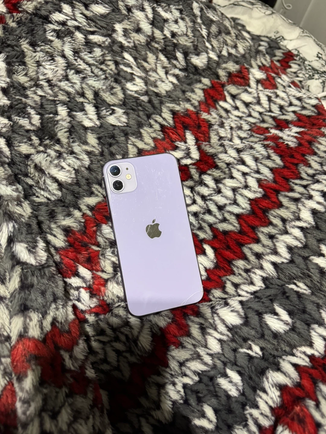 Apple iPhone 11 Purple - photo 2