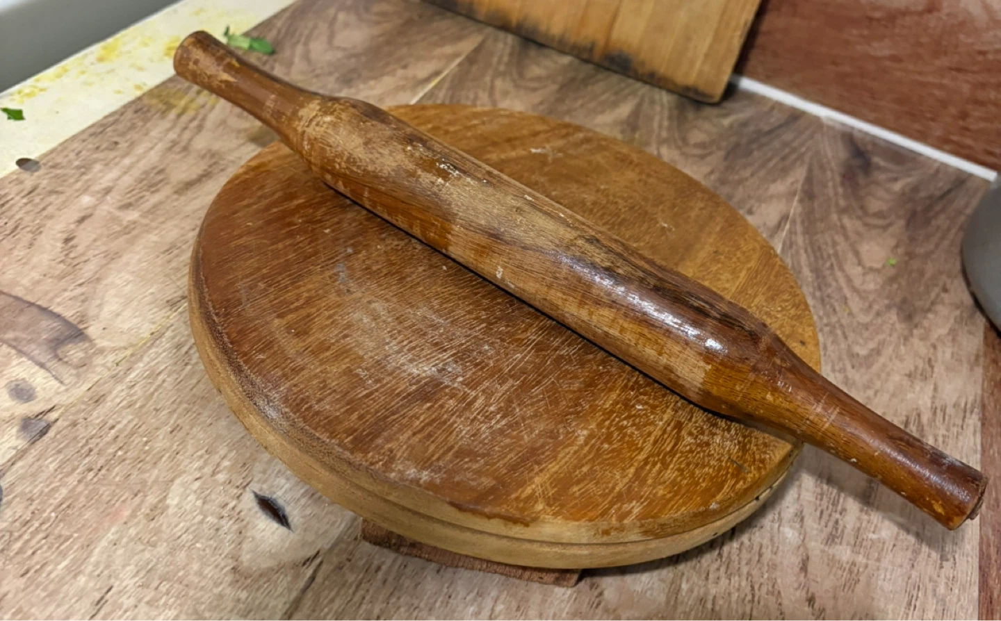 Wooden Rolling Pin & Board Set - photo 2