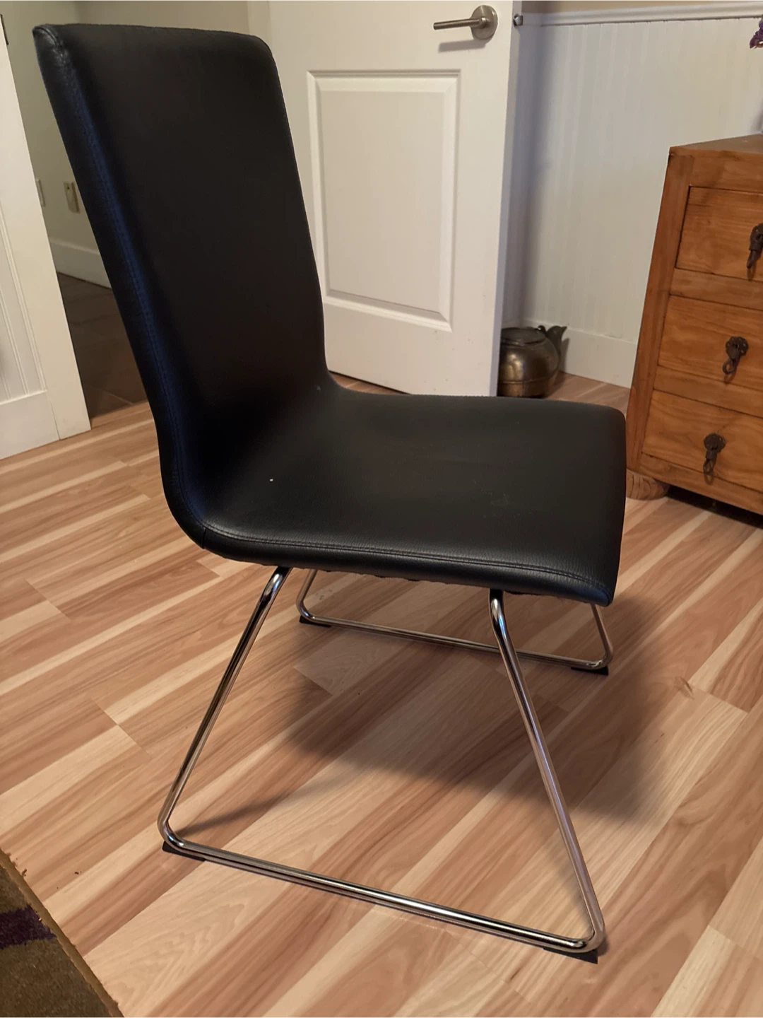 Black Leather Chair - photo 2