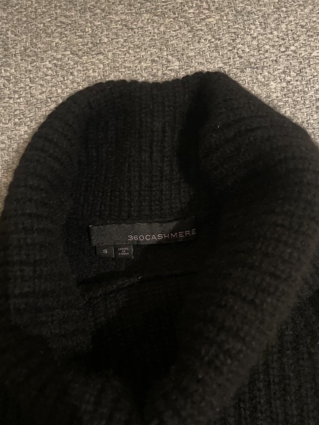 360Cashmere Black Turtleneck - Size Small - photo 2