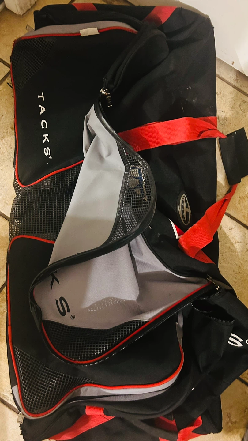 Tacks Hockey Bag with Wheels
