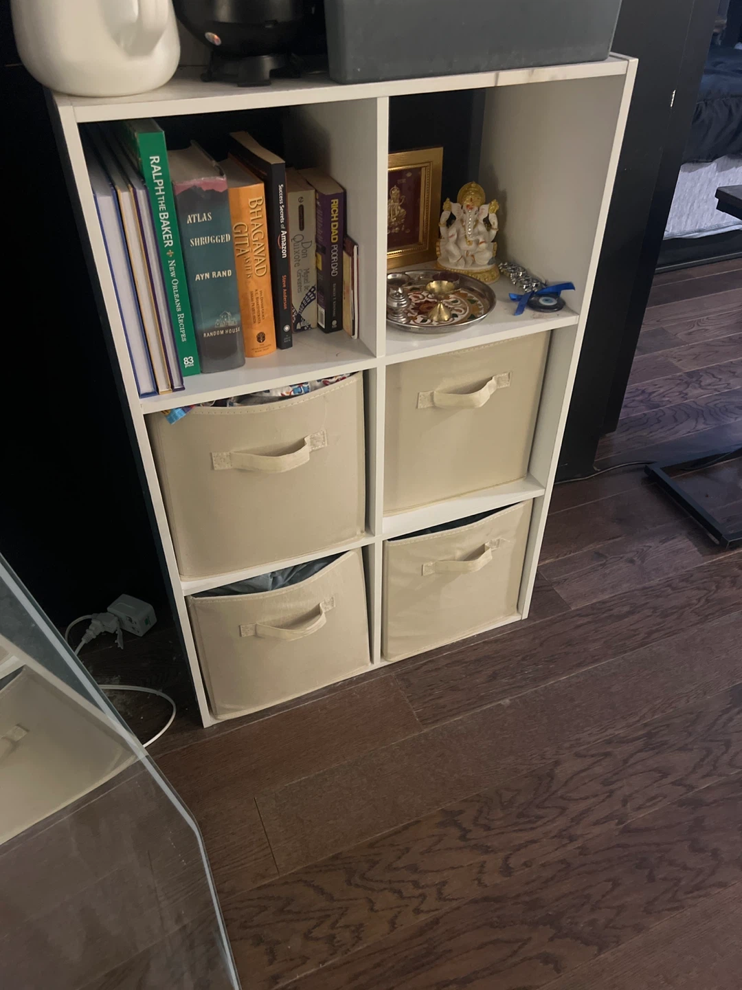 White 6-Cube Storage Shelf - photo 3