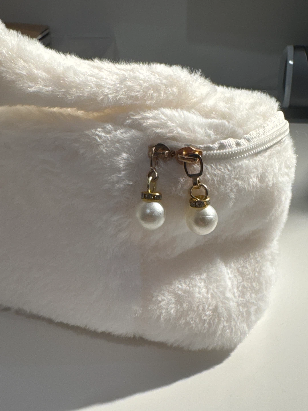 Cinnamoroll Fluffy Bag - White - photo 2