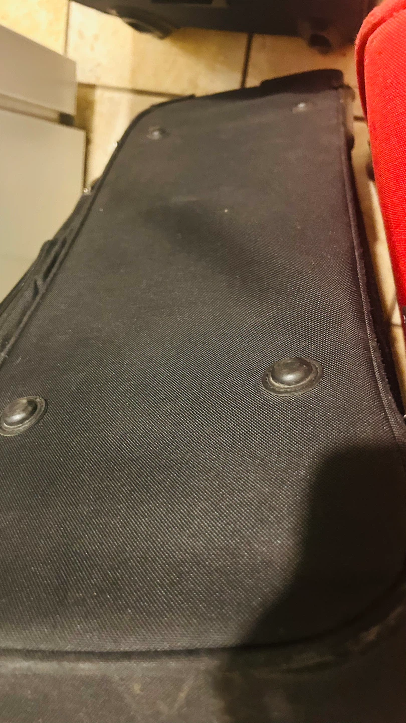 Skyflite Black Suitcase - photo 3
