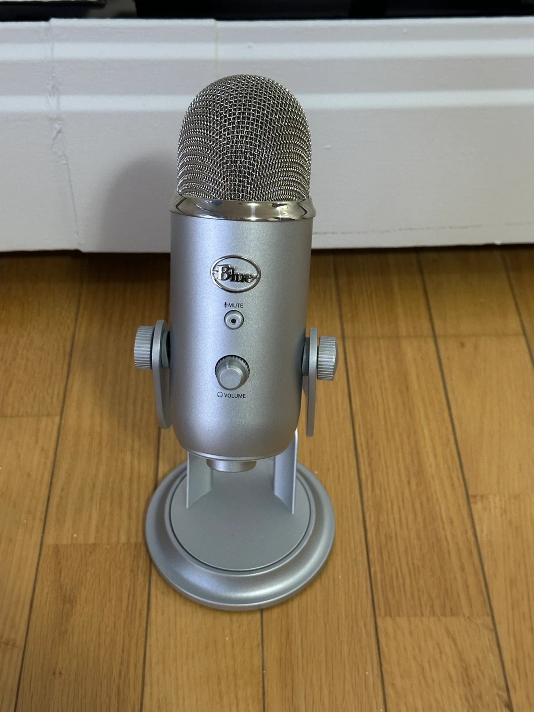 Blue Yeti USB Microphone - Silver