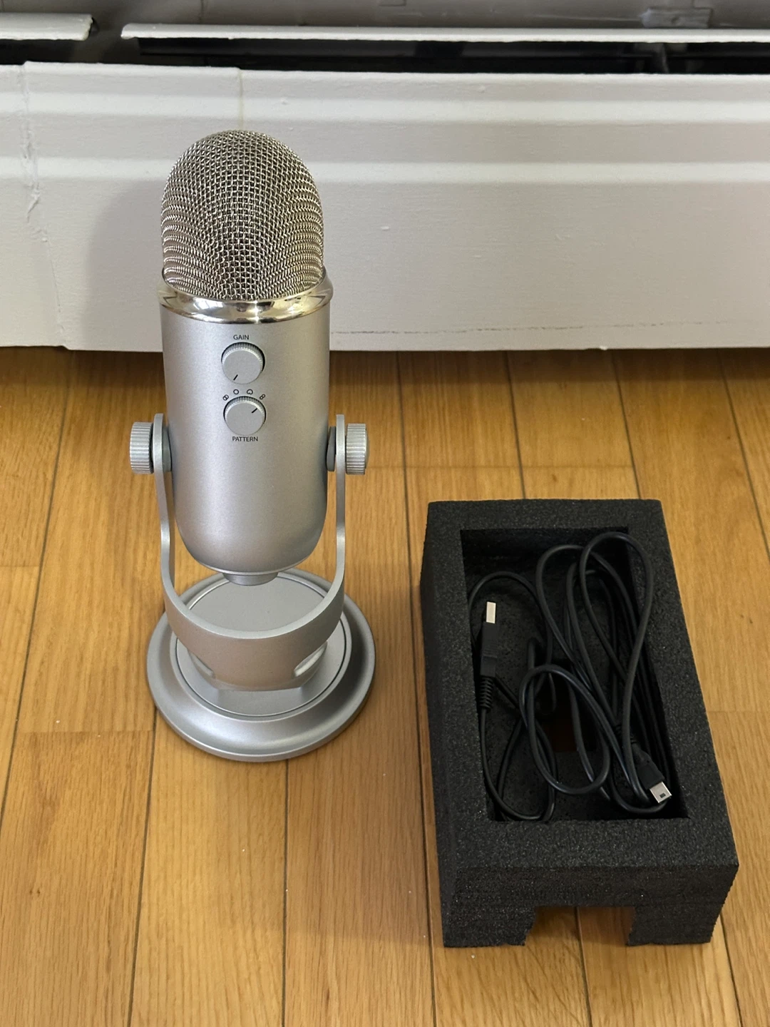Blue Yeti USB Microphone - Silver - photo 2