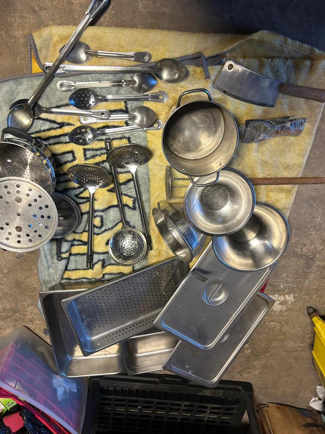 Stainless steel kitchen, utensils, and cookware set