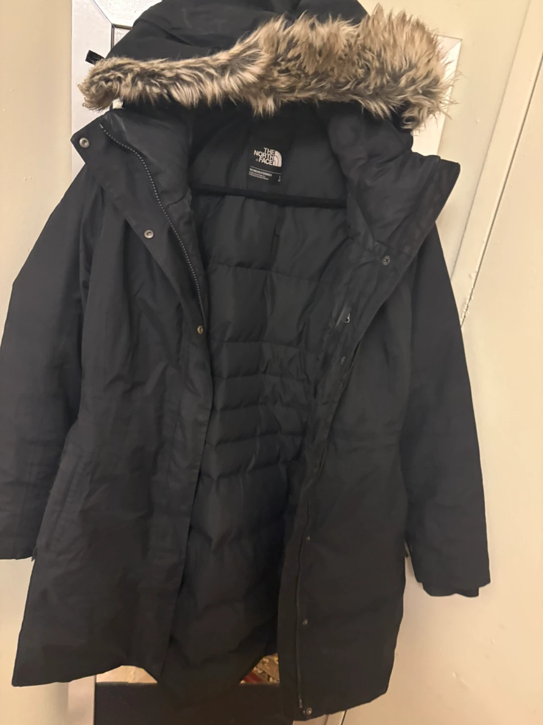 The North Face Parka - Women's Large - photo 4