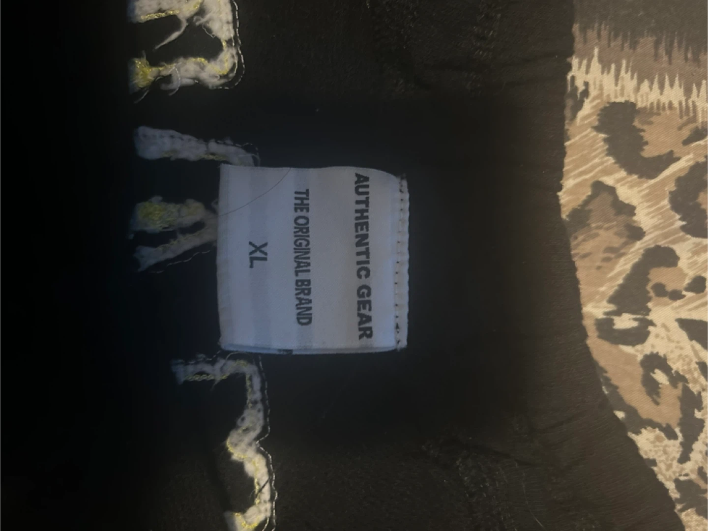 Authentic Gear Jamaica Shorts & Bob Marley Tank XL - photo 4