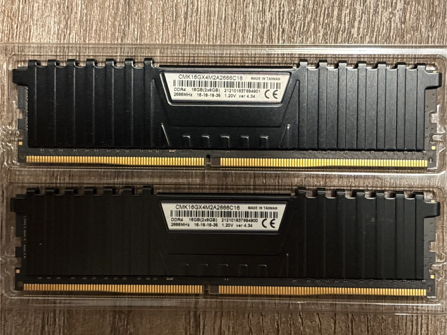 Corsair Vengeance LPX DDR4 16GB (2x8) RAM Kit