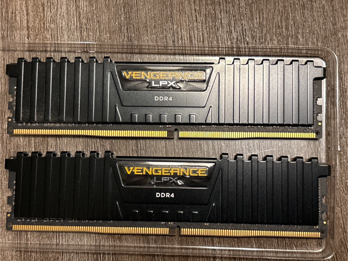 Corsair Vengeance LPX DDR4 16GB (2x8) RAM Kit - photo 2