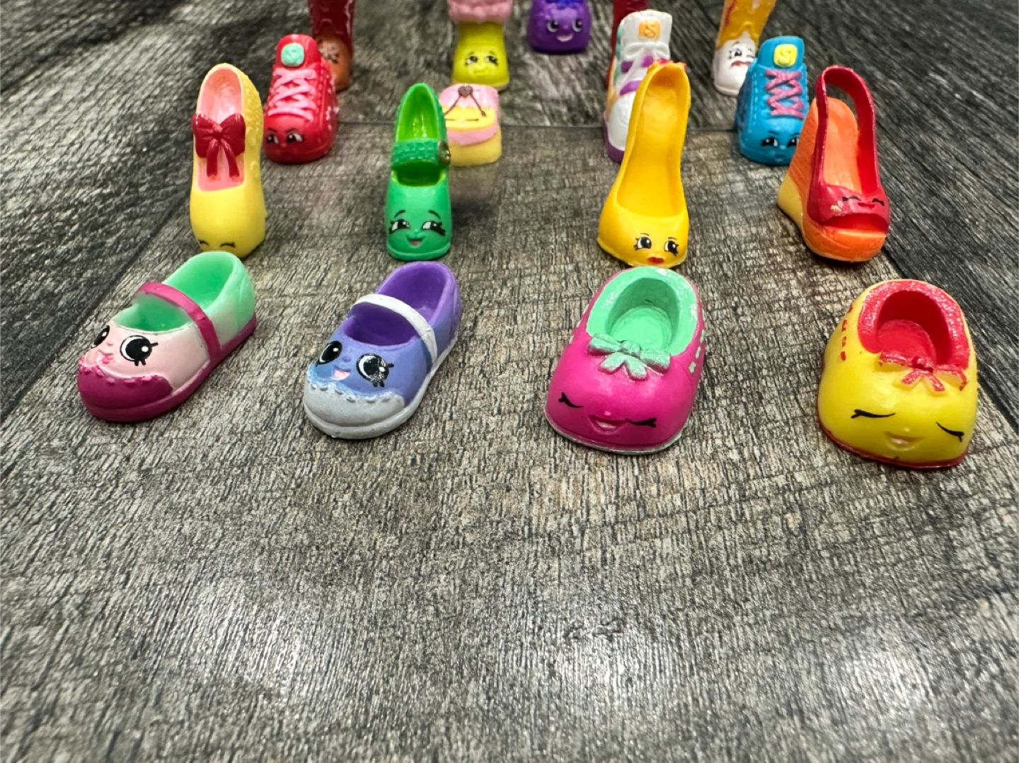 Shopkins Shoe Lot – 26 Pieces – Seasons 1–4 - photo 4