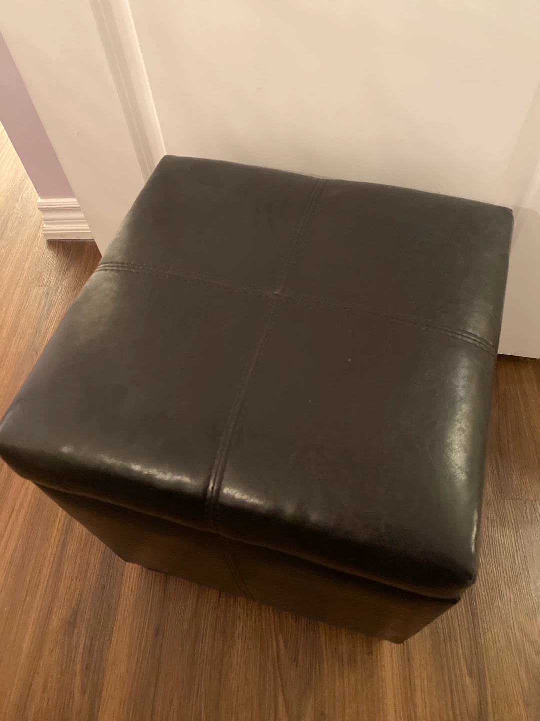 Black Faux Leather Storage Ottoman 🥕 - photo 3
