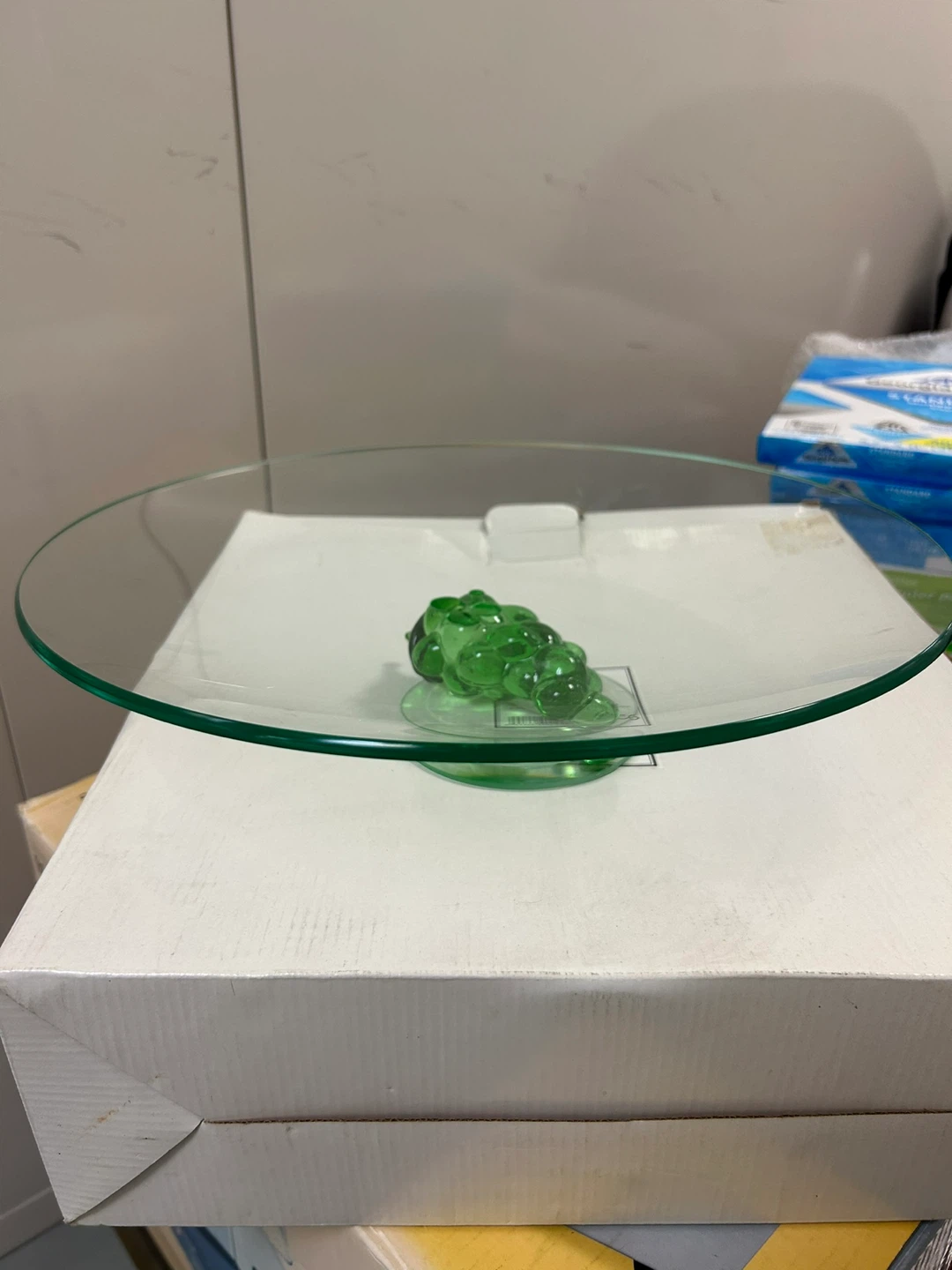 Arcoroc Cake Stand with Glass Grapes