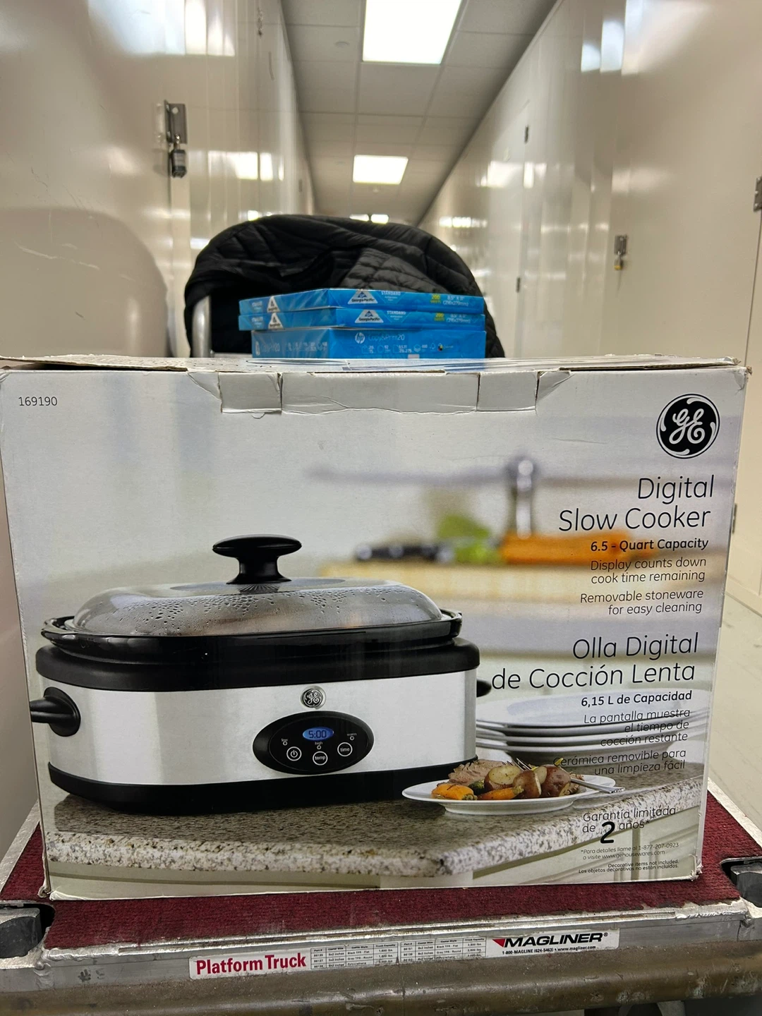 GE 6.5-Quart Digital Slow Cooker - New in Box! - photo 4