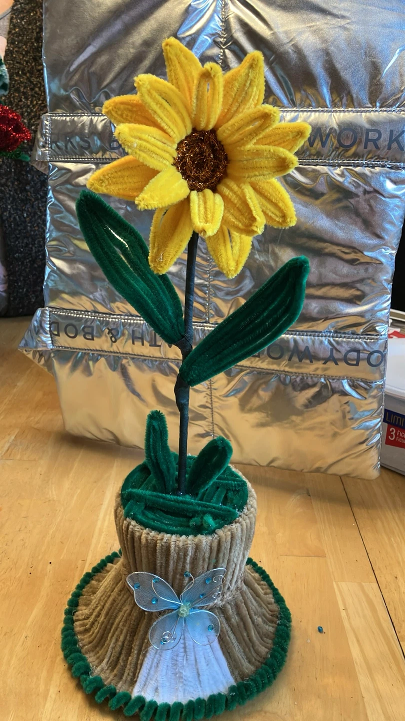 Handmade Pipe Cleaner Flower Arrangements