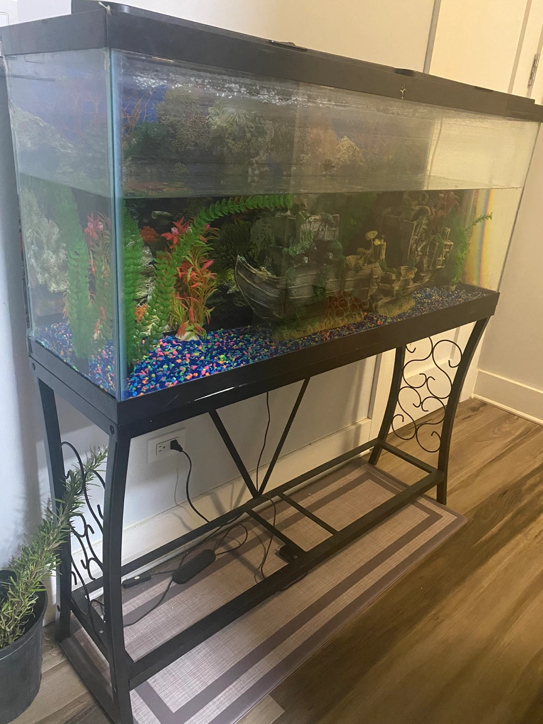 Used Fish Tank with Stand - photo 3