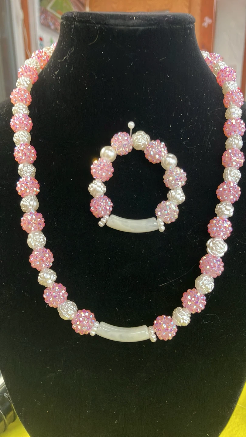 Pink & White Beaded Necklace and Bracelet Set