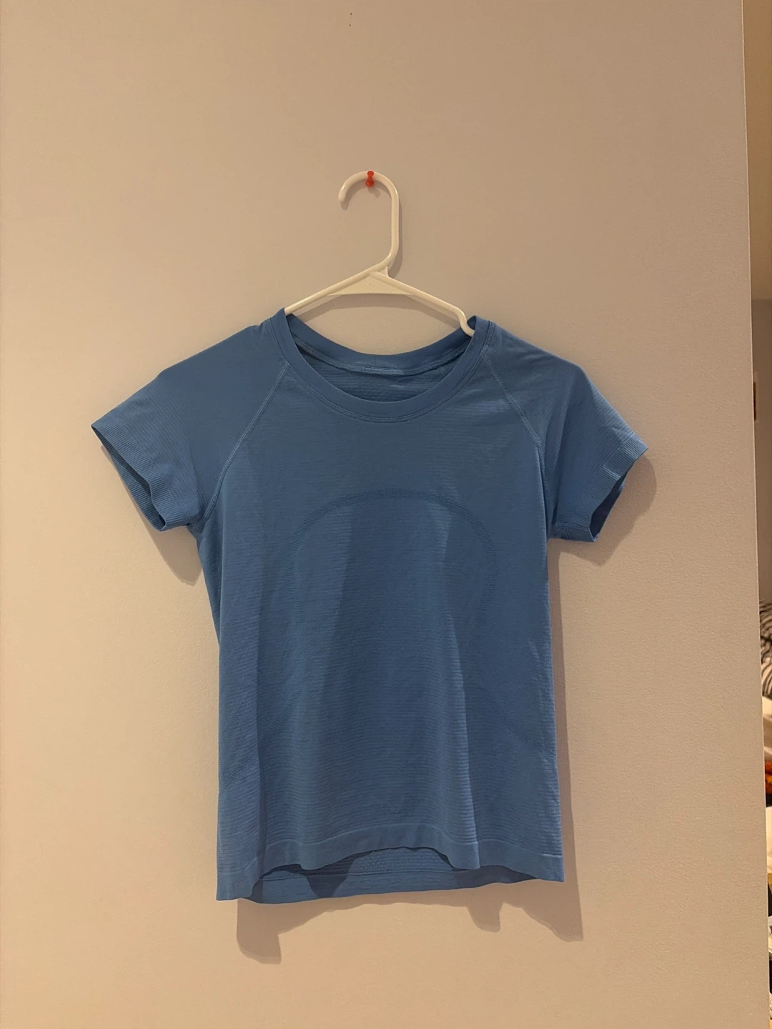 Lululemon Swiftly Tech - Size 8