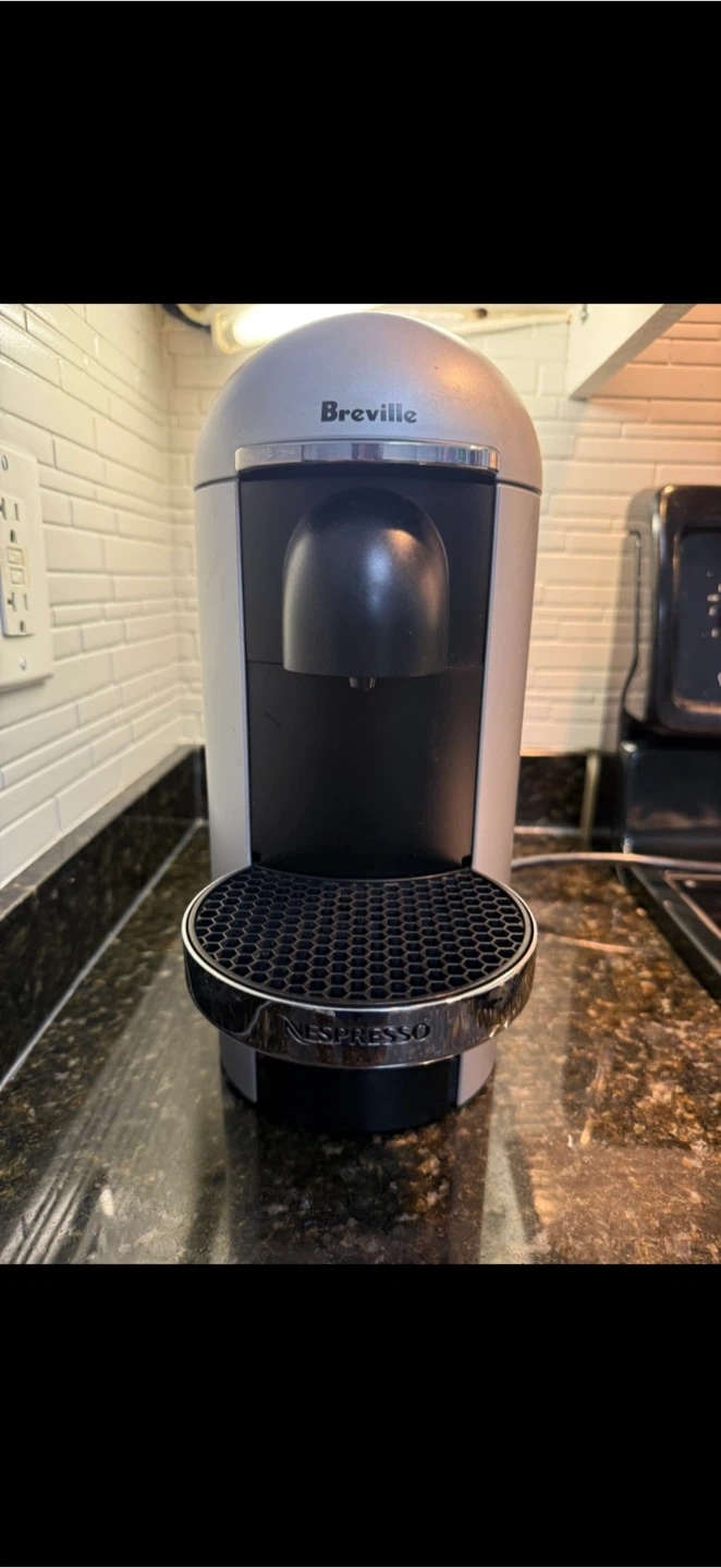 Breville Nespresso Vertuo Plus Coffee Machine - photo 3