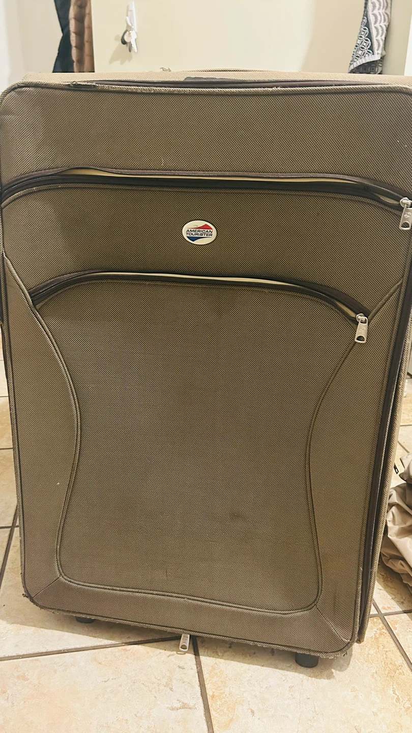American Tourister Suitcase - photo 2