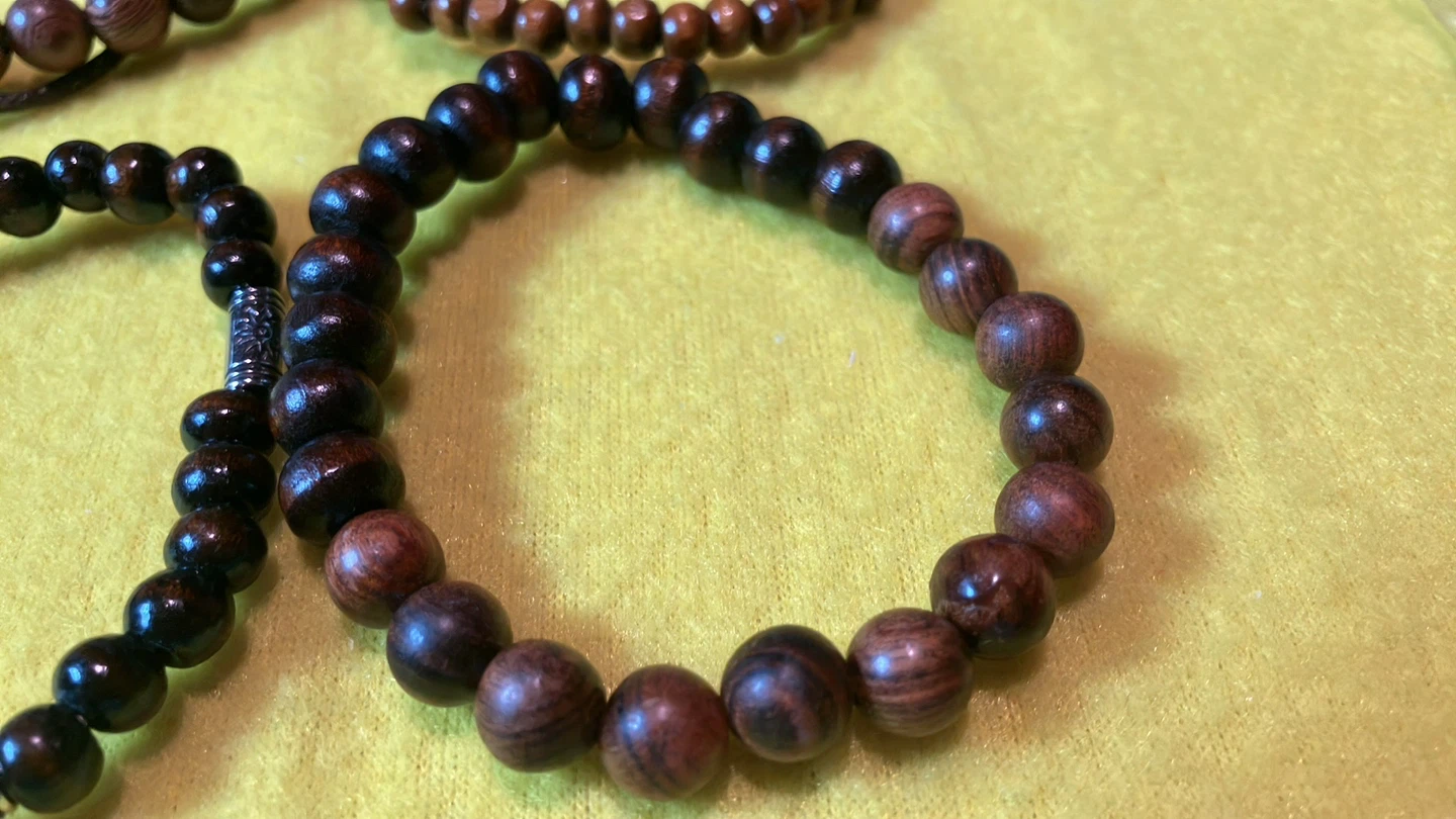 Assorted Wood Bead Bracelets - Stylish Accessories - photo 4