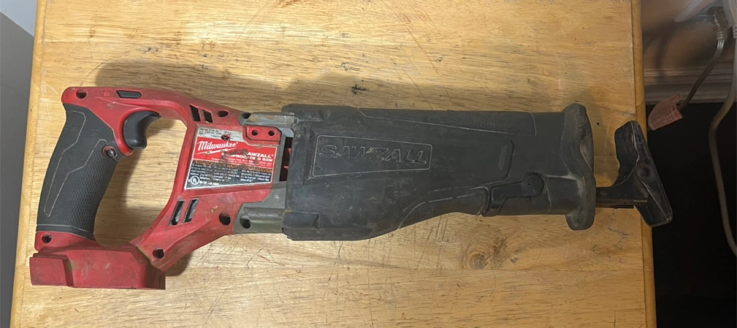 Milwaukee Sawzall 2720-20 Reciprocating Saw - photo 2
