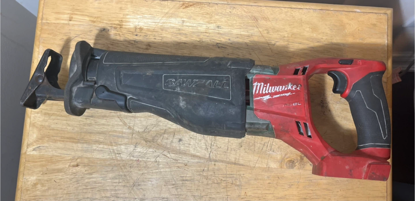 Milwaukee Sawzall 2720-20 Reciprocating Saw