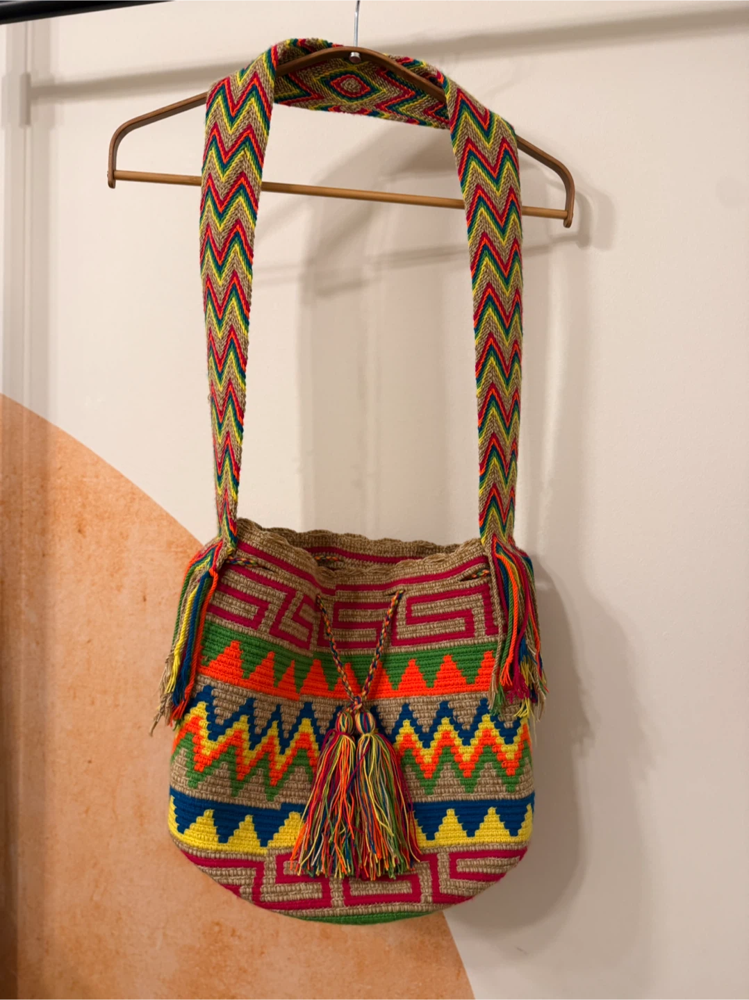 Colorful Handwoven Mochila / Wayu Bag from Colombia