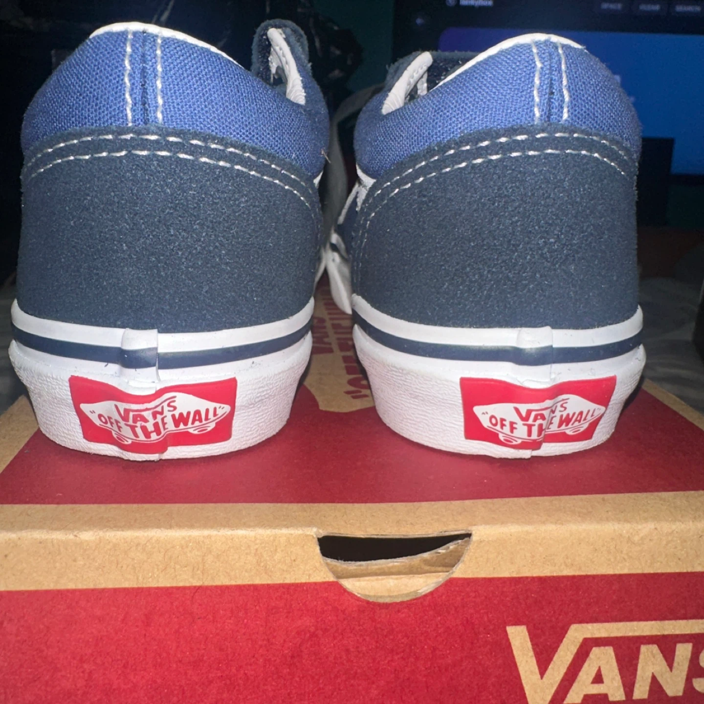 Vans Old Skool V Navy/True White, Size 12K - photo 2