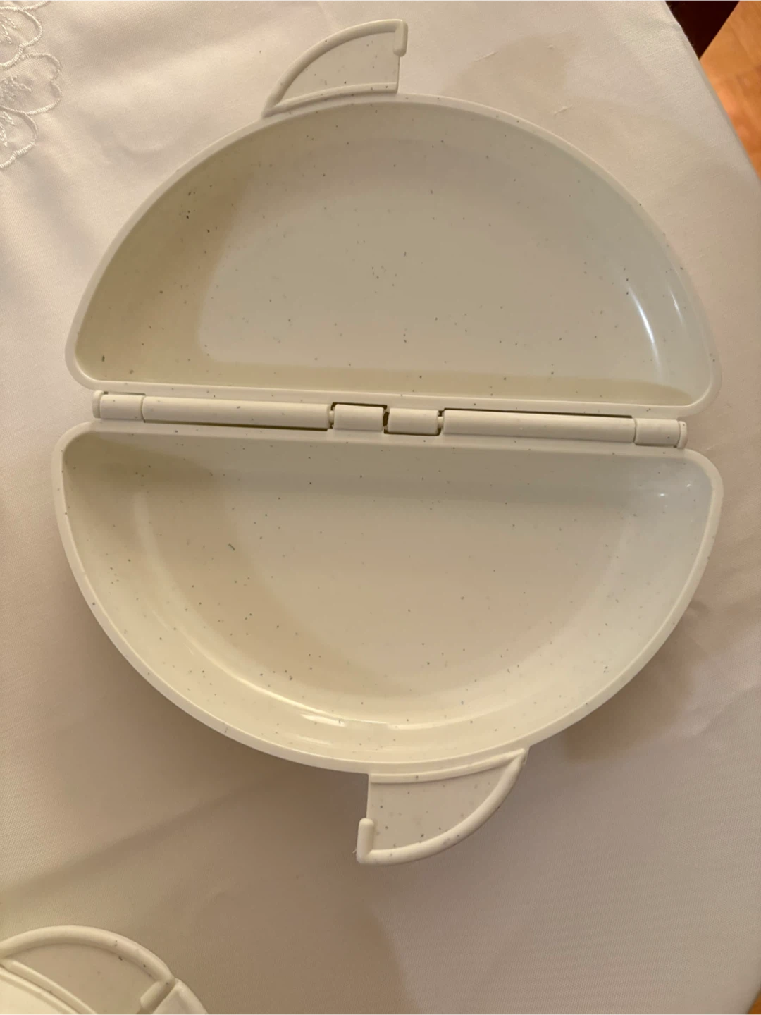 Microwave Egg Cooker/Poacher Omelet Maker - photo 3