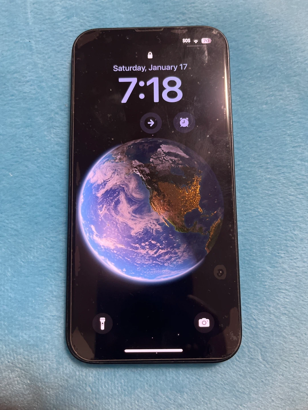 Apple iPhone 13 - Blue