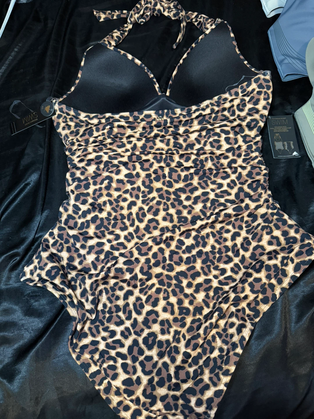 Victoria's Secret Leopard Print Swimsuit - Size M/M - photo 2