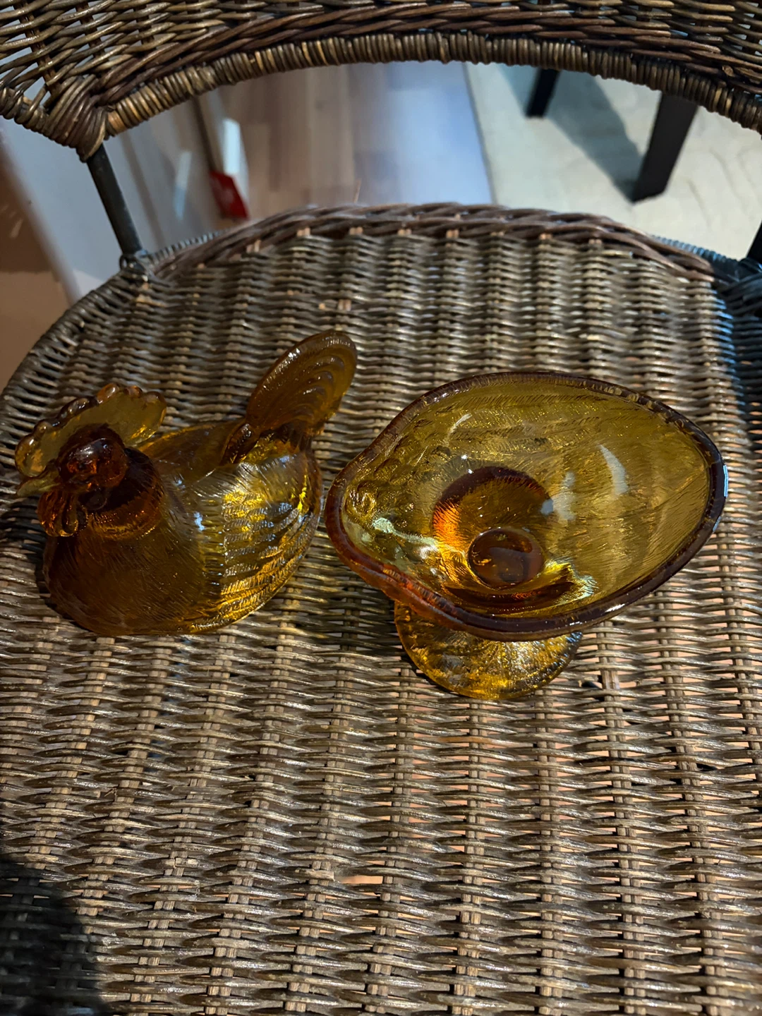 Skye McGhie Amber Glass Bowl & Chicken Dish - photo 2