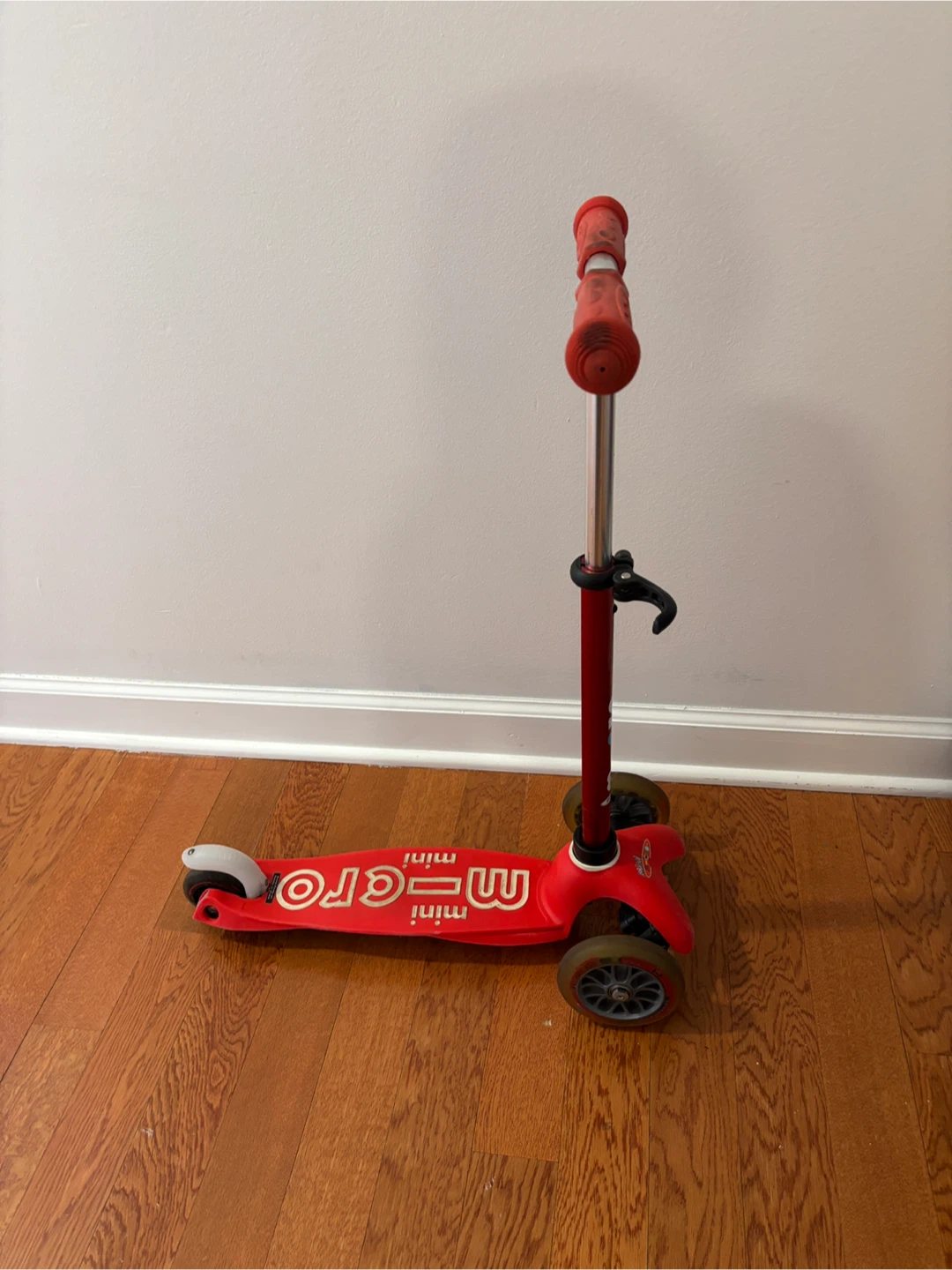 Micro Mini Scooter - Red